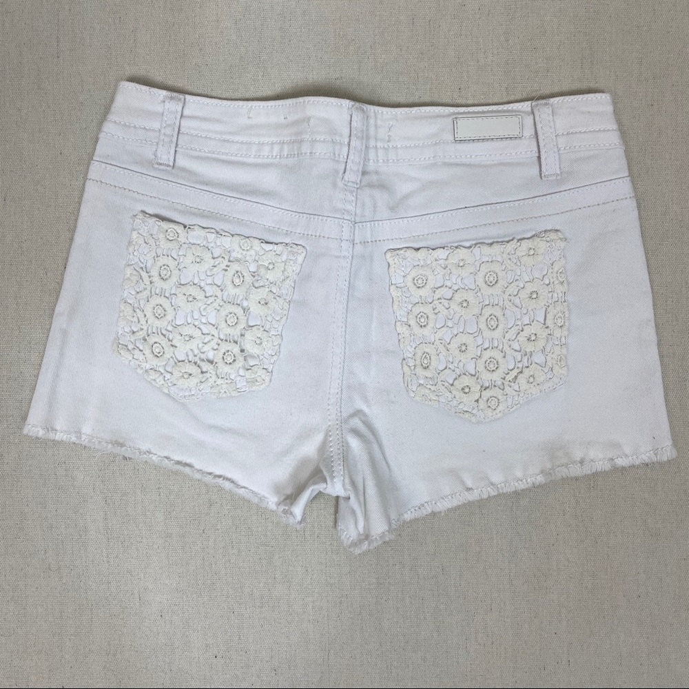 Almost Famous White Shorts